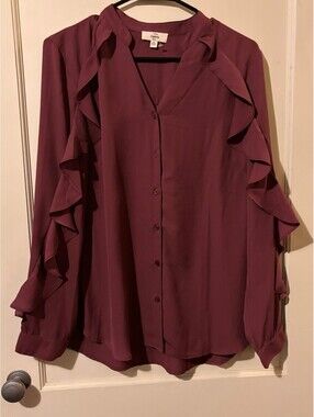 Entro purple ruffle sleeve blouse